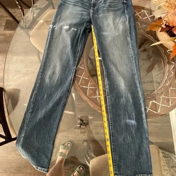 Silver Jeans Women's Straight Leg in Classic Blue - Picture 5 of 6